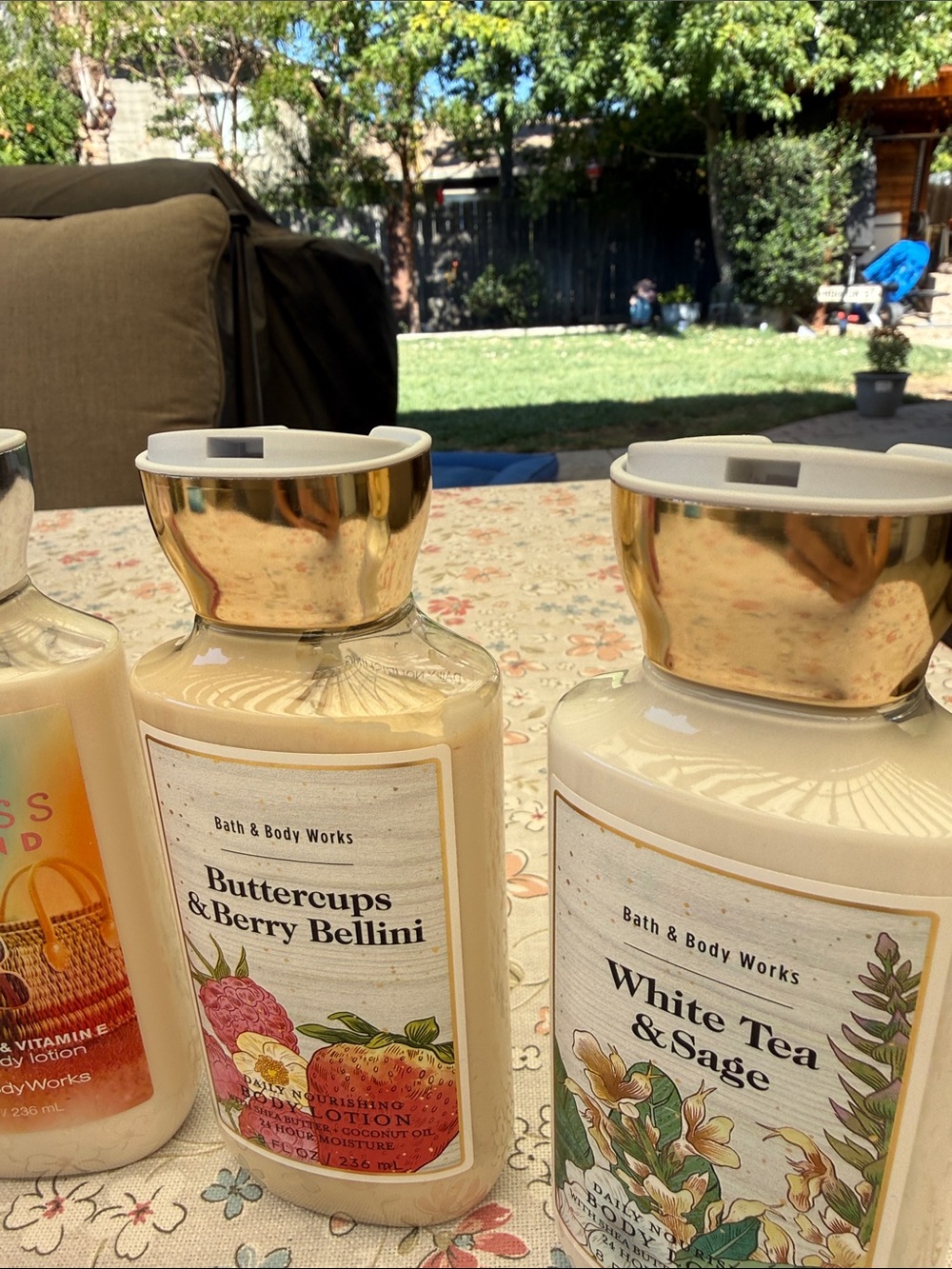 RETIRED & DISCONTINUED Bath & Body Works Body Lotion 4-Bottle Bundle Lot! - Picture 4 of 4